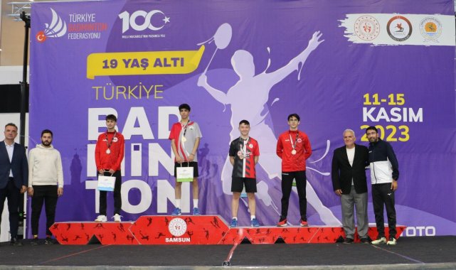 2023/11/samsunlu-sporcular-badmintonda-turkiye-sampiyonu-oldu_3.jpg