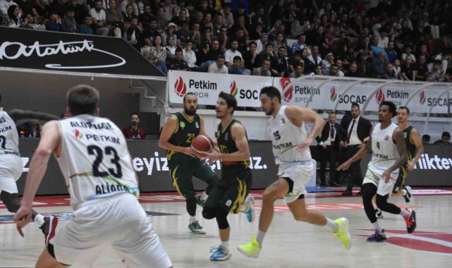 2023/11/turkiye-sigorta-basketbol-super-ligi-aliaga-petkimspor-94-manisa-buyuksehir-belediyespor-74_8.jpg