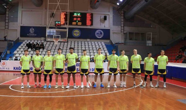 2023/12/turkiye-basketbol-ligi-kocaeli-bsb-kagitspor-75-fenerbahce-koleji-novotel-83_4.jpg